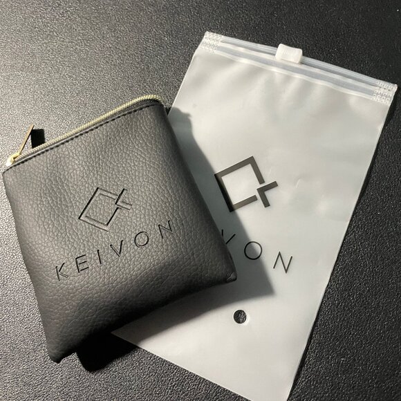 Gold Round Dragon Pendant - Picture 3 of 3